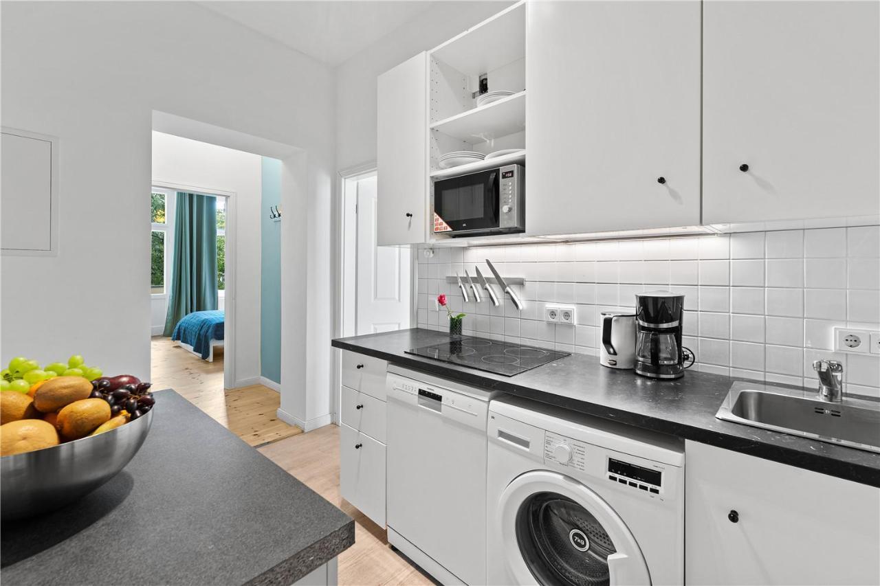 33 E-g Schönhauser Allee Berlin
